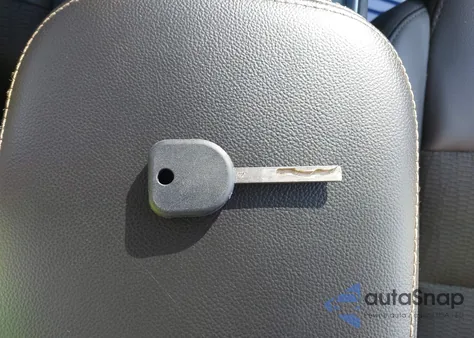 2017 Chevrolet Impala 1Lt из США, поврежденный, VIN 1G1105S38HU186389